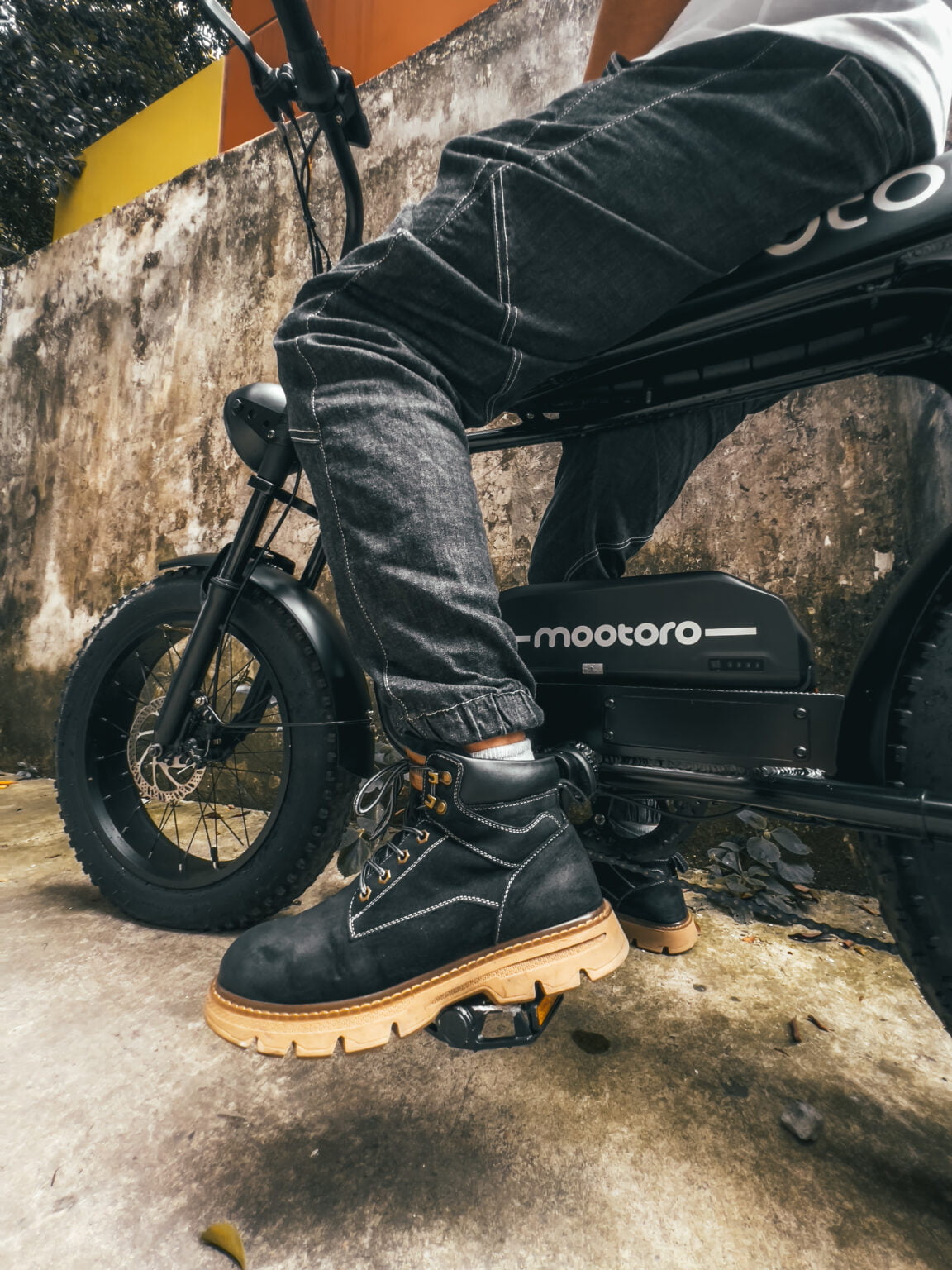 Mootoro Hard Shell Waterproof Electric Bike Frame Bag for Phone