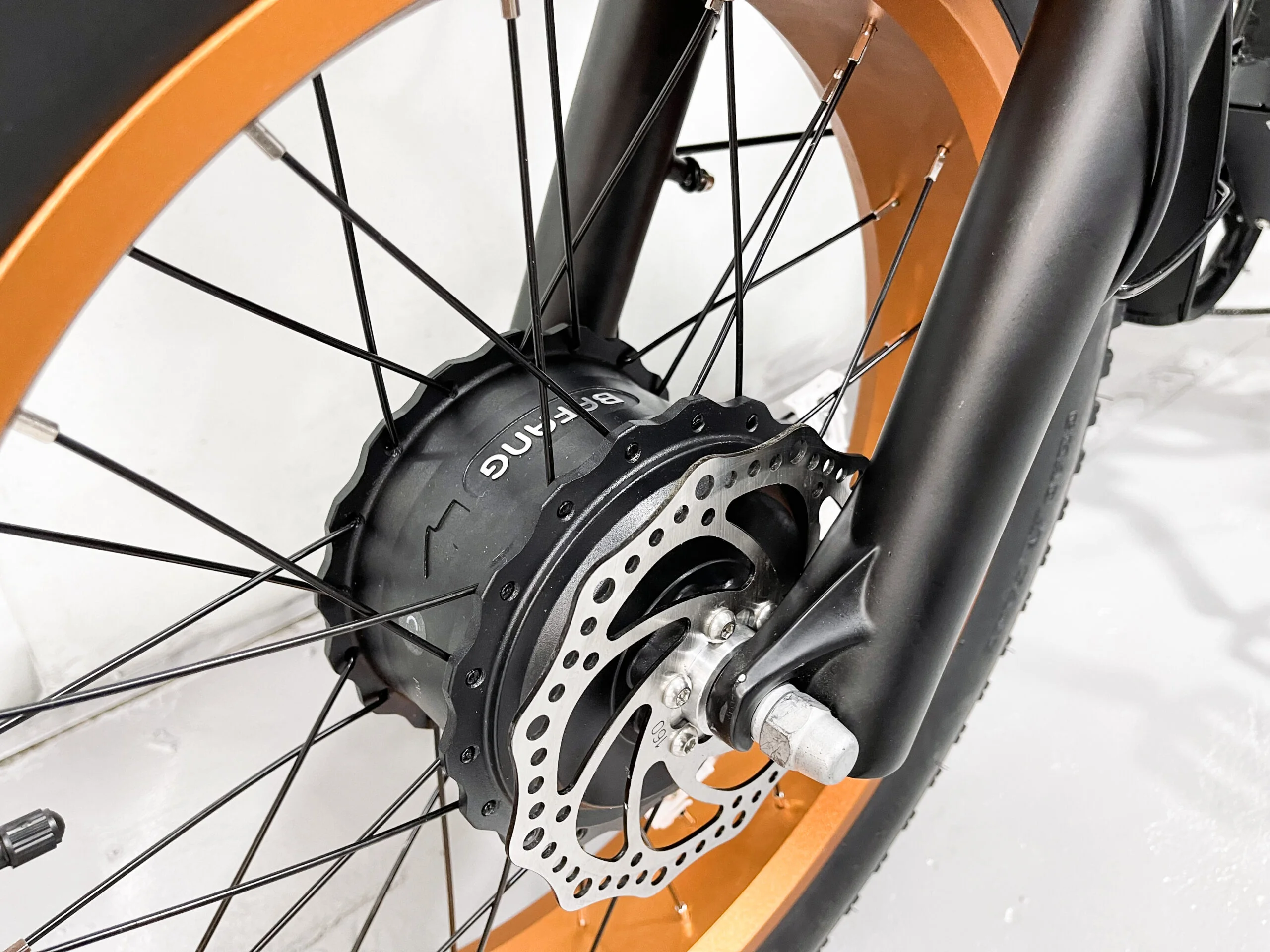 D1pro 4000W Beast Dirtbike 52V/20AH - Image 3